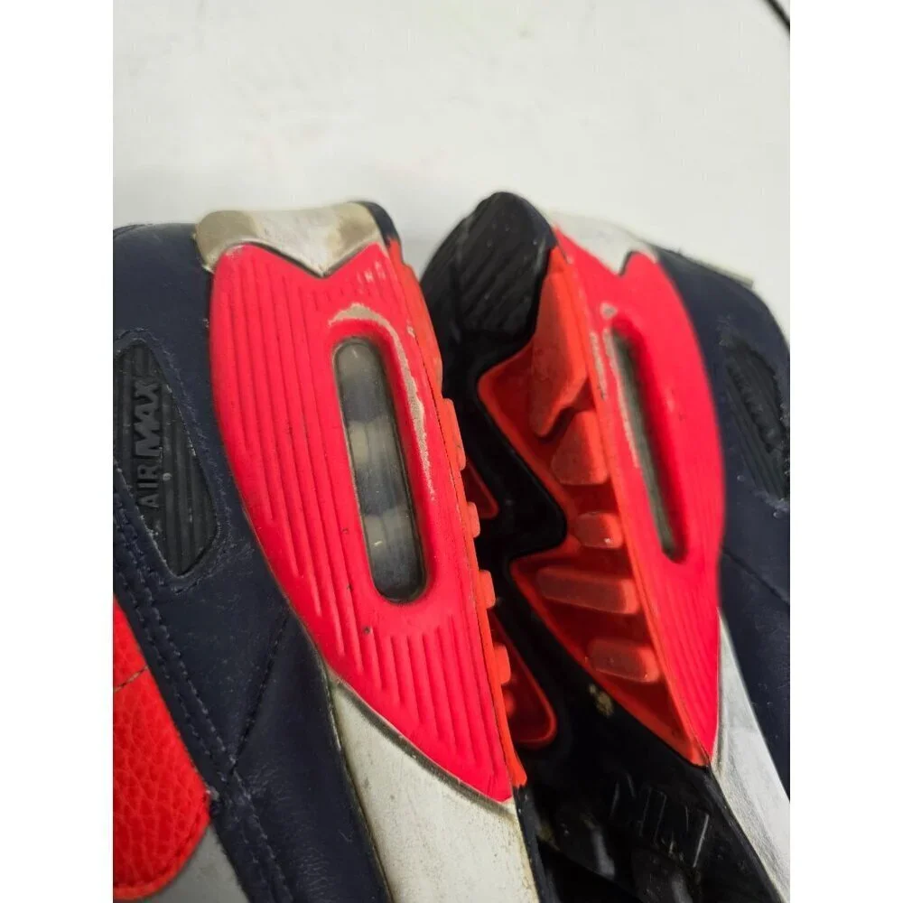 Nike Air Max 90 Essential Wolf Grey Infrared Sneakers size 6 Youth